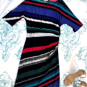 Striped midi dress with half length sleeves